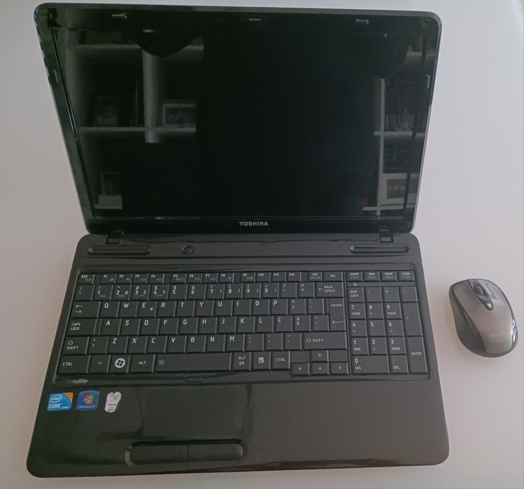 Portátil Toshiba L650-18C