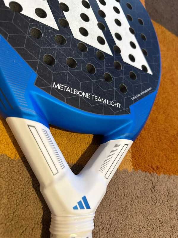 Raquete Padel Adidas Metalbone Team Light 3.3 2024 (ótimo estado)