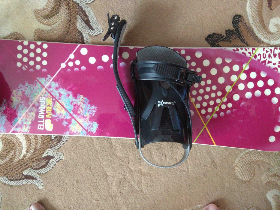 Сноуборд ~135 см (на рост до 156 см) + крепления