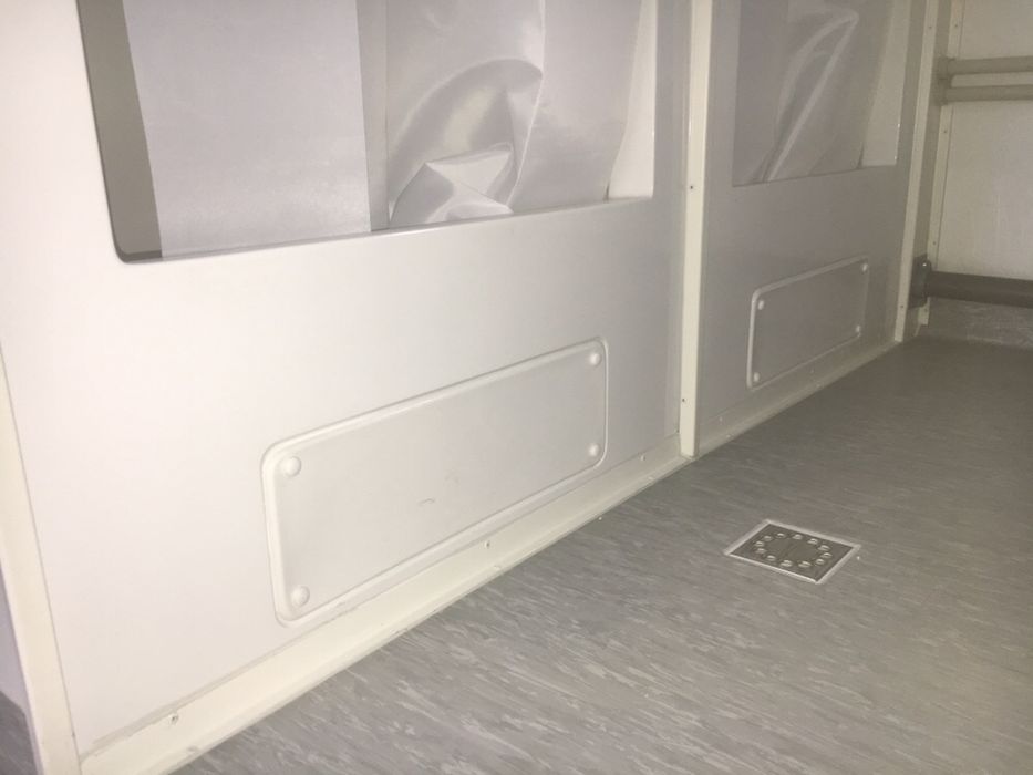 Kabina prysznicowa kontenerowa do kontenerów sanitarnych
