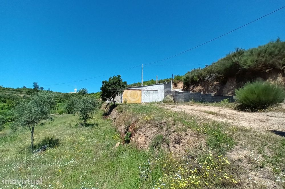 Vende-se terreno Rustico