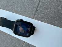 Apple Watch SE 2 generacji 44mm