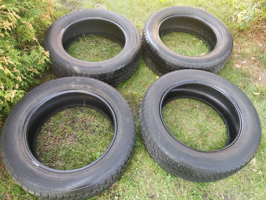 Bridgestone Blizzak 225/60R18