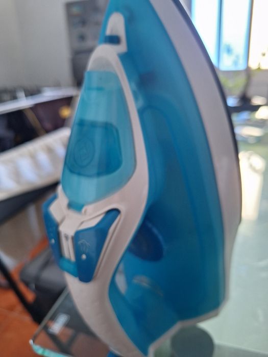 Ferro Engomar Elétrico