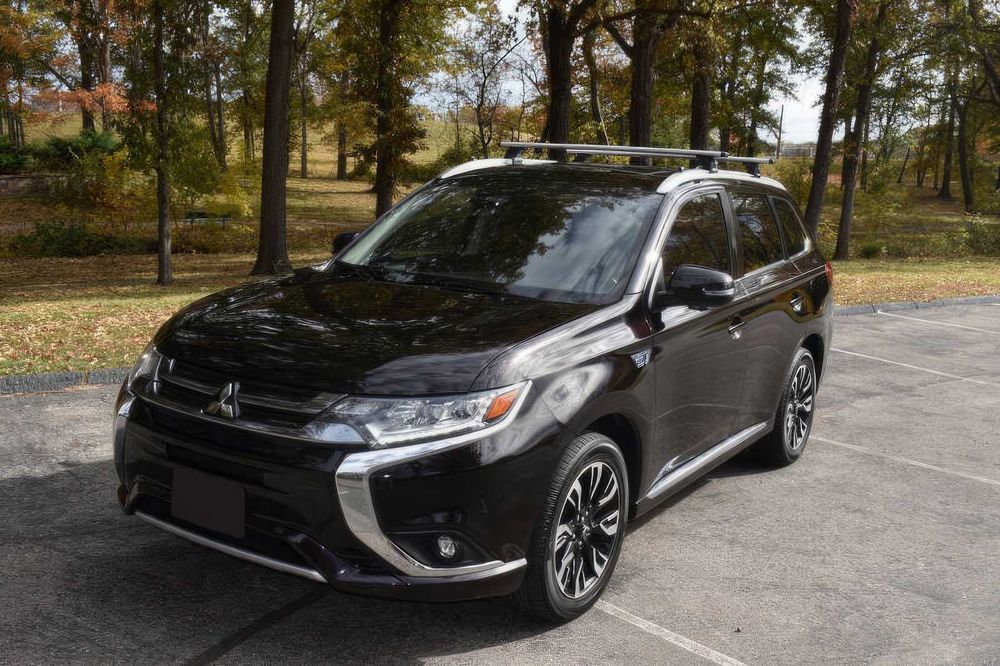 Mitsubishi Outlander PHEV GT      2018