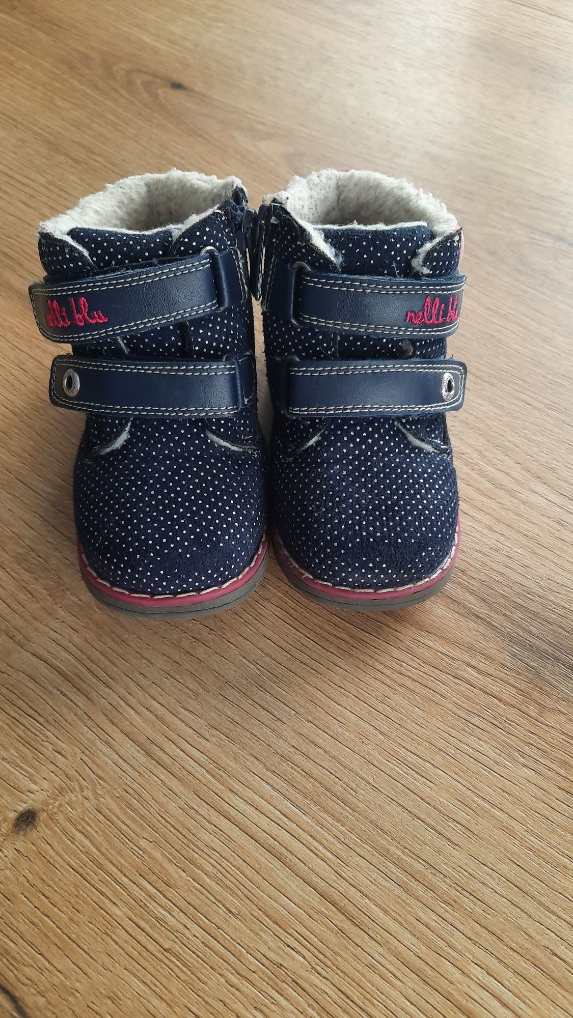 Buty zimowe dla dziewczynki, rozm.22