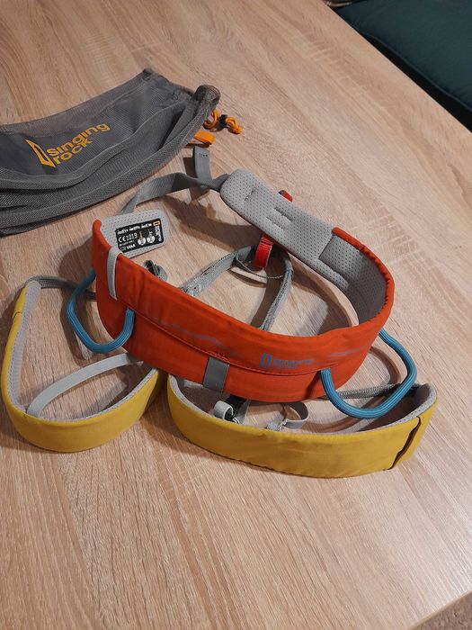 Dziecięca uprząż wspinaczkowa