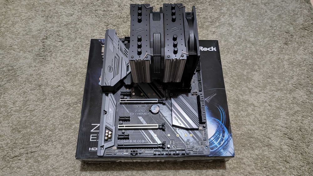 Zestaw ASRock Z370 Extreme 4 + i7-8700K + 16 GB DDR4 + chłodzenie