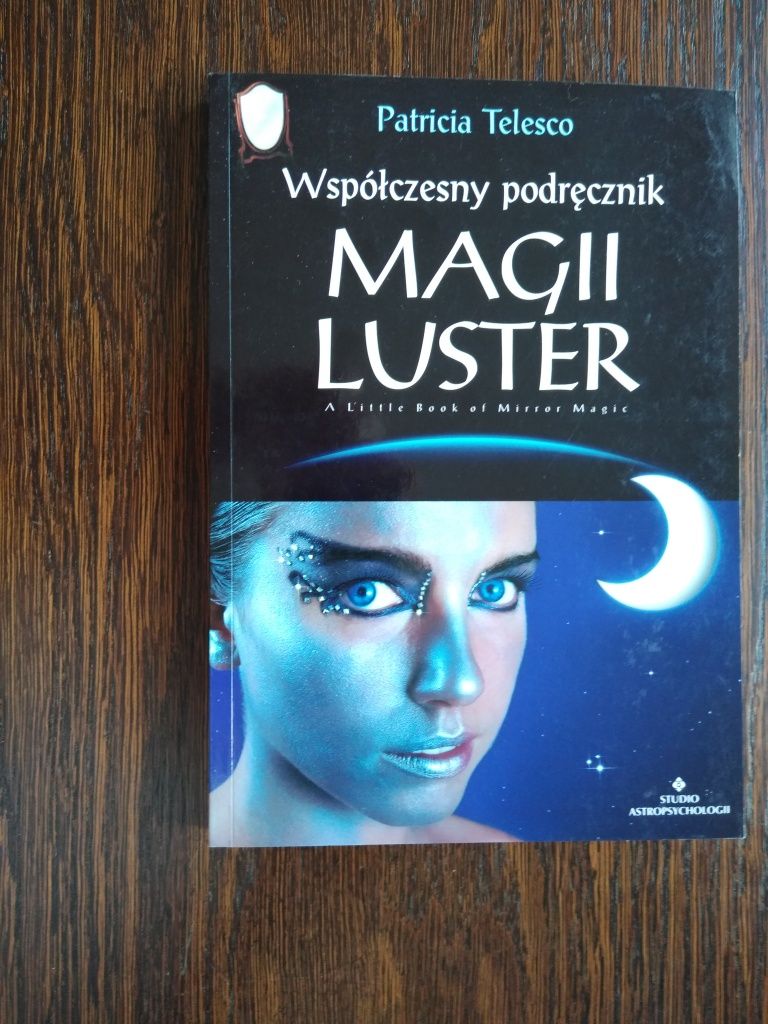 Współczesny podręcznik magii luster - Patricia Telesco