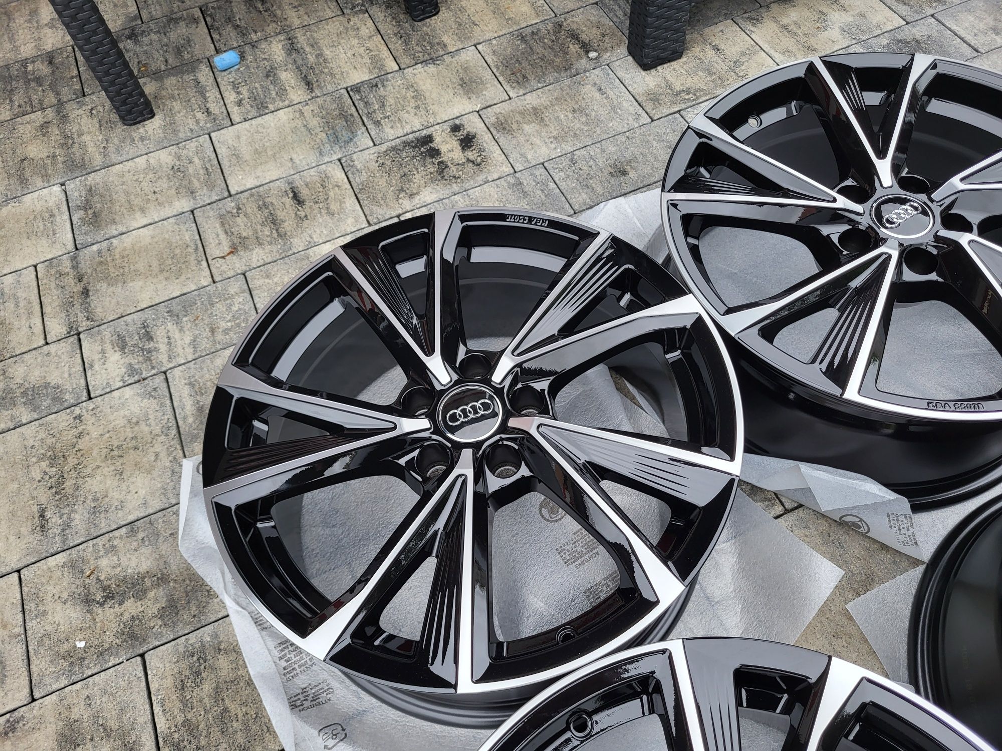 Alufelgi 18" 5x112 ET35 Audi A4 B9 B8 A6 C8 C7 Q5 Q3 RS4 RS6 FV23%