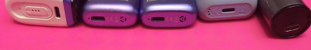 Зарядные устройства  с  аккумуляторами