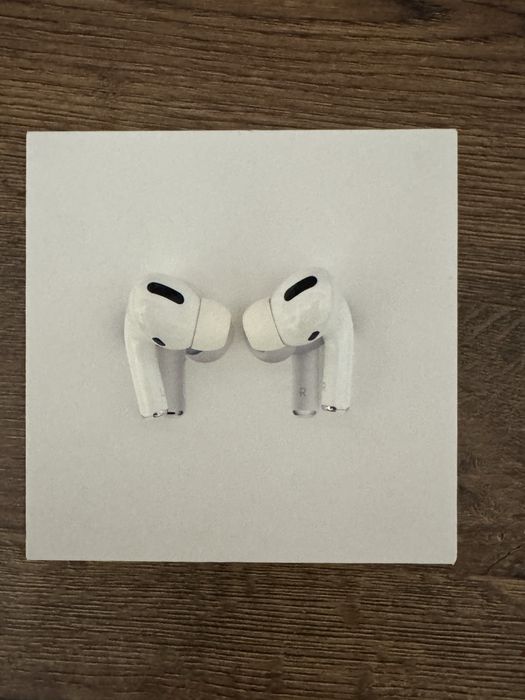 Оригінальні Airpods pro