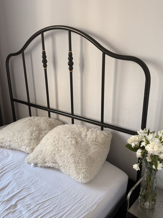 Stalowa rama łóżka IKEA (bez materaca)