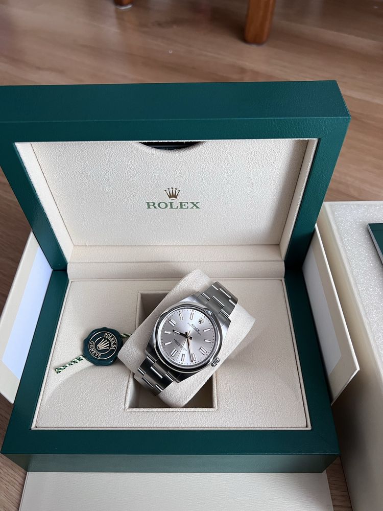 Rolex Oyster Perpetual 41 Silver