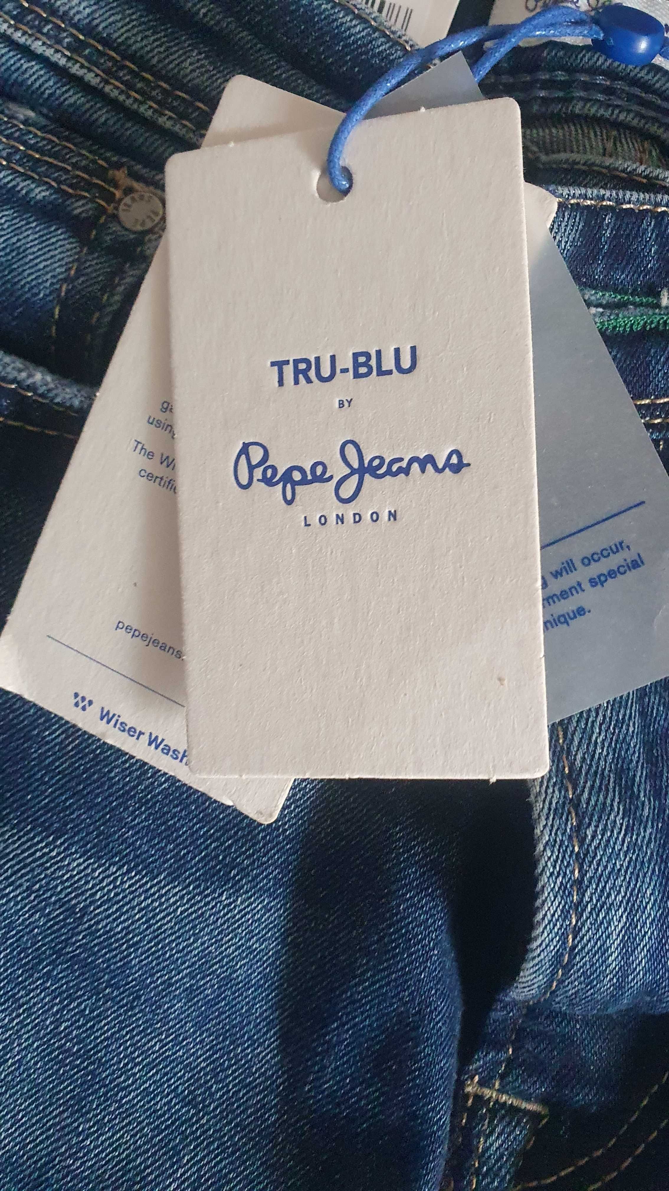 Spodnie  chłopiece nowe Pepe Jeans 152 cm