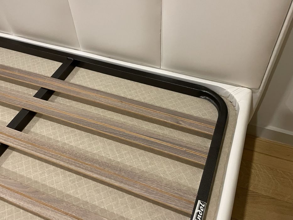 Vendo cama de meio casal