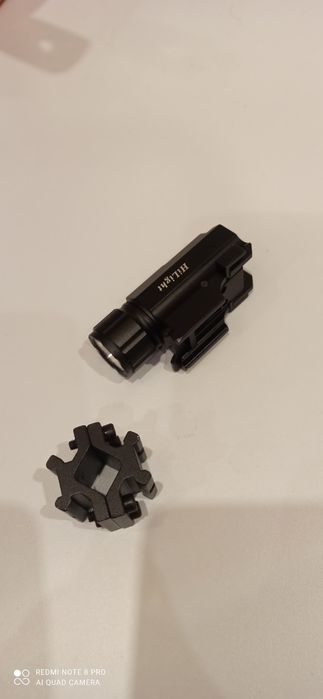 Latarka taktyczna do pistoletu  Glock karabinu HiLighi  HL-P10s
