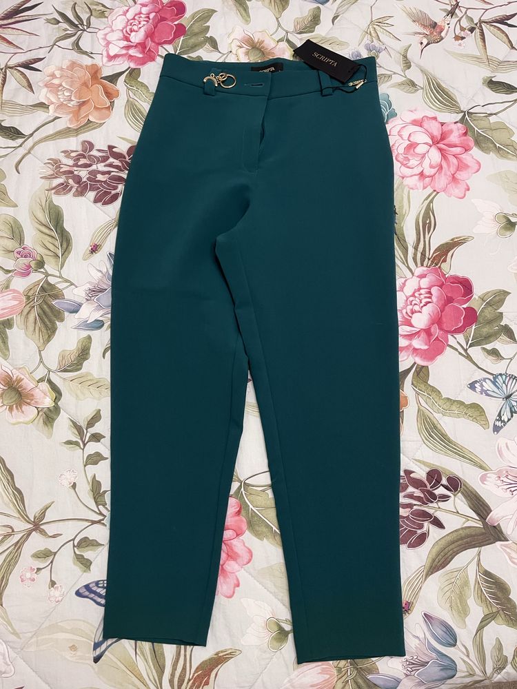 Calcas novas verdes