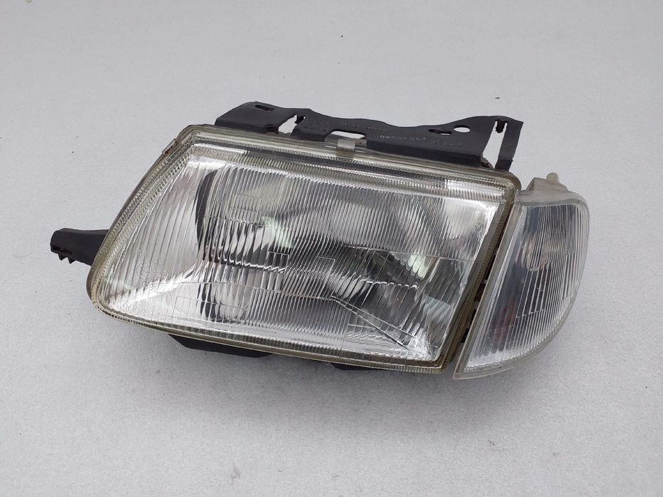 Ótica / farol esquerda CITROËN Saxo (S0, S1)