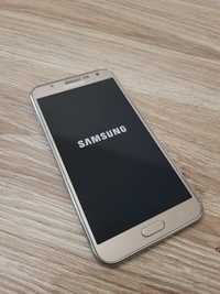 Смартфон Samsung Galaxy J7 Gold