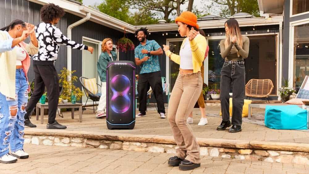 JBL Partybox Ultimate - największy głośnik imprezowy WiFi bluetooth