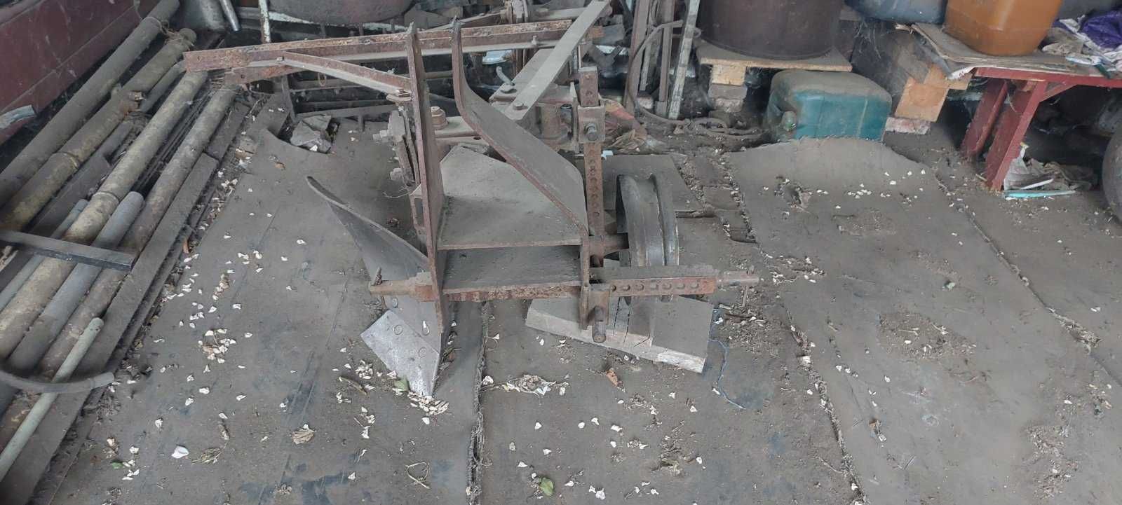 Трактор Т-25 ВТЗ + навісне +причіп