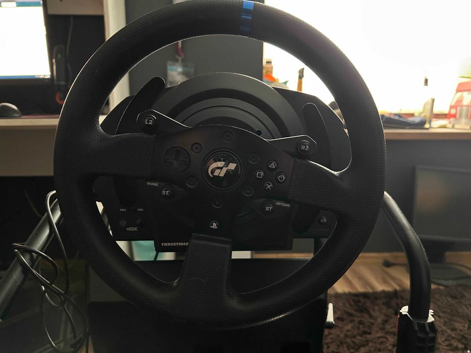 Thrustmaster t300 + fotel next level