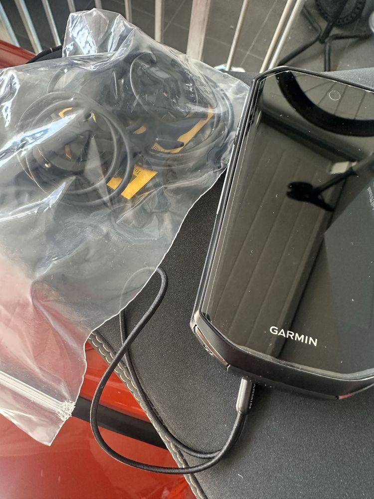 Garmin Edge 1050 com garantia