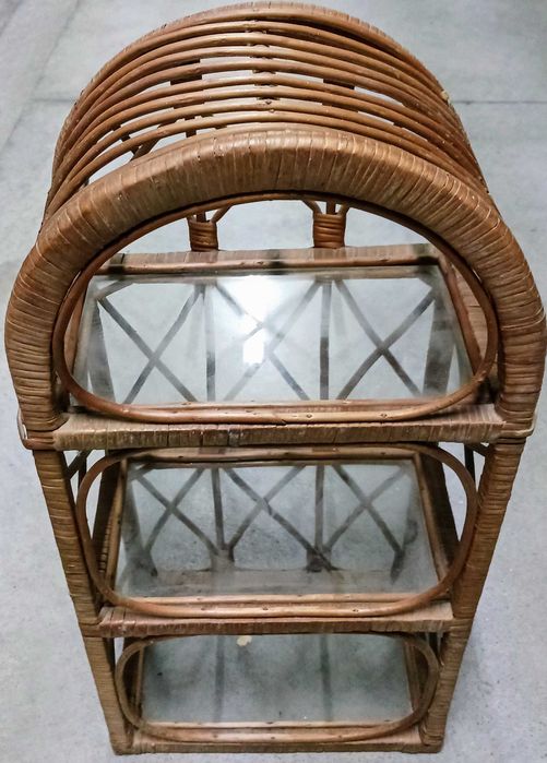 Estante de Vime - Prateleiras de Vidro