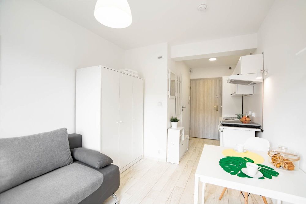 Piękna kawalerka w centrum - klima, szybkie WiFi