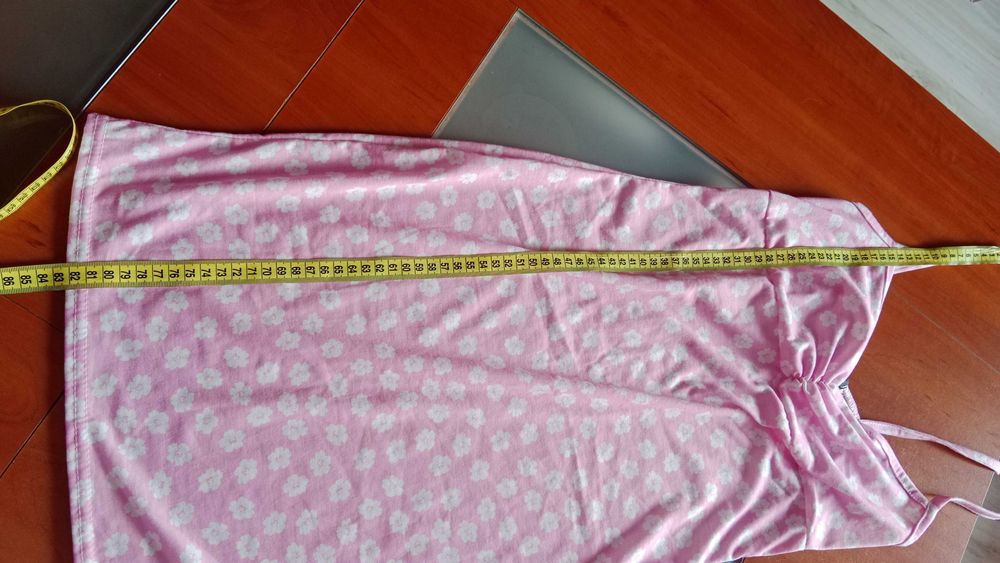 Różowa sukienka w kwiatki XS Miss Blush