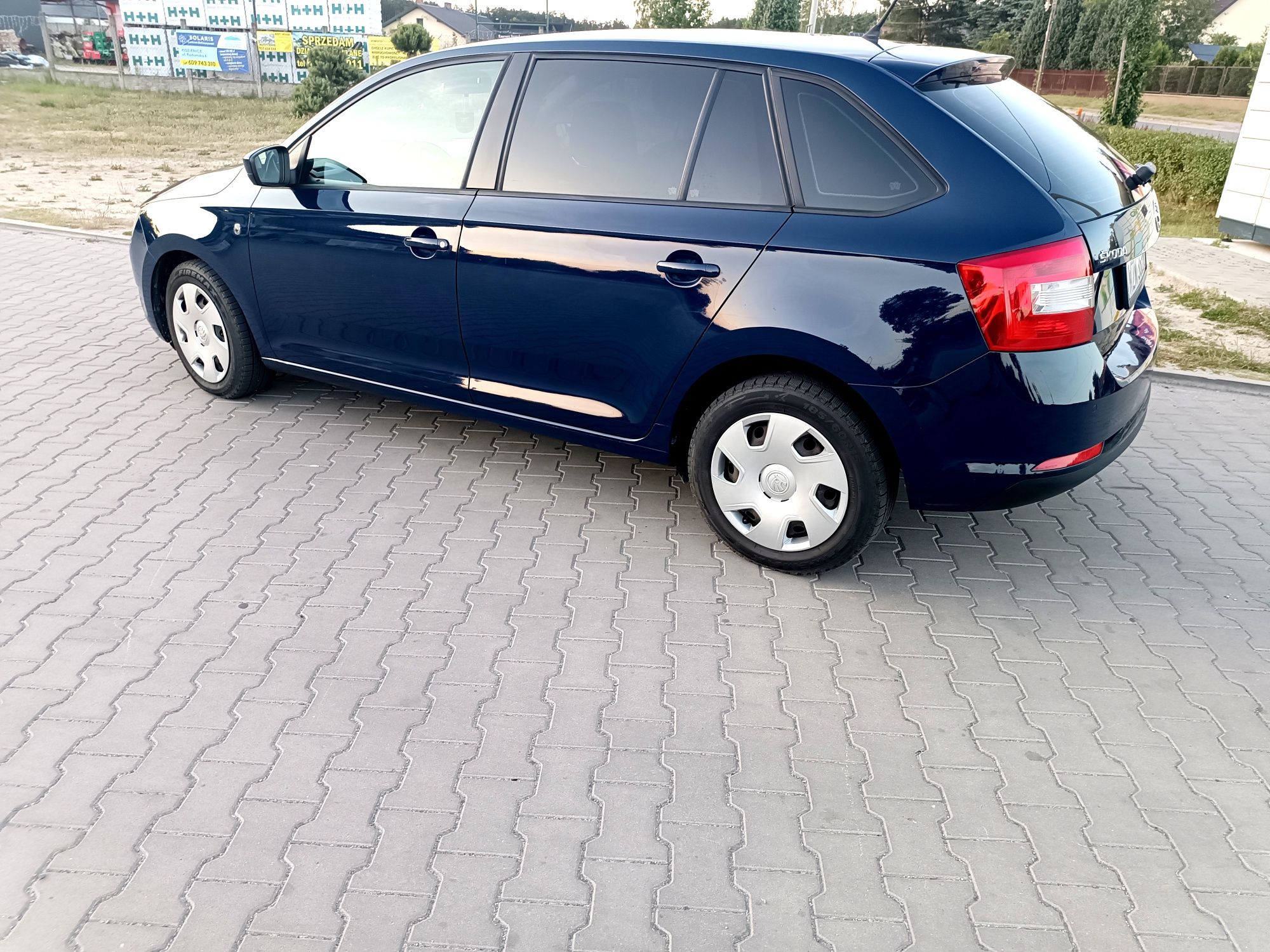 Zamienię lub sprzedam Skoda Rapid 1.6tdi Hatchback 2014r
