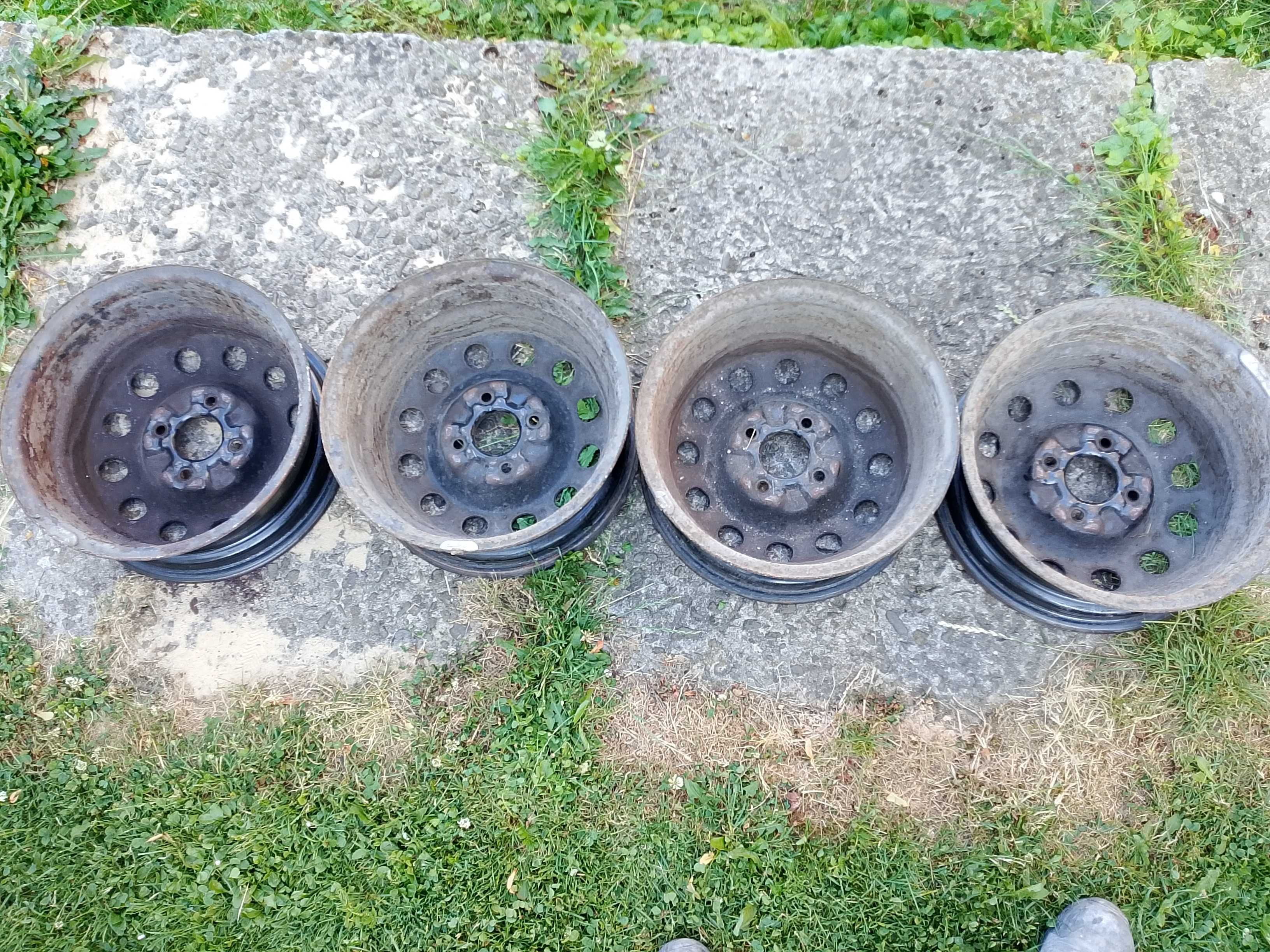 FELGI 15" Rozstaw śrub 4x114