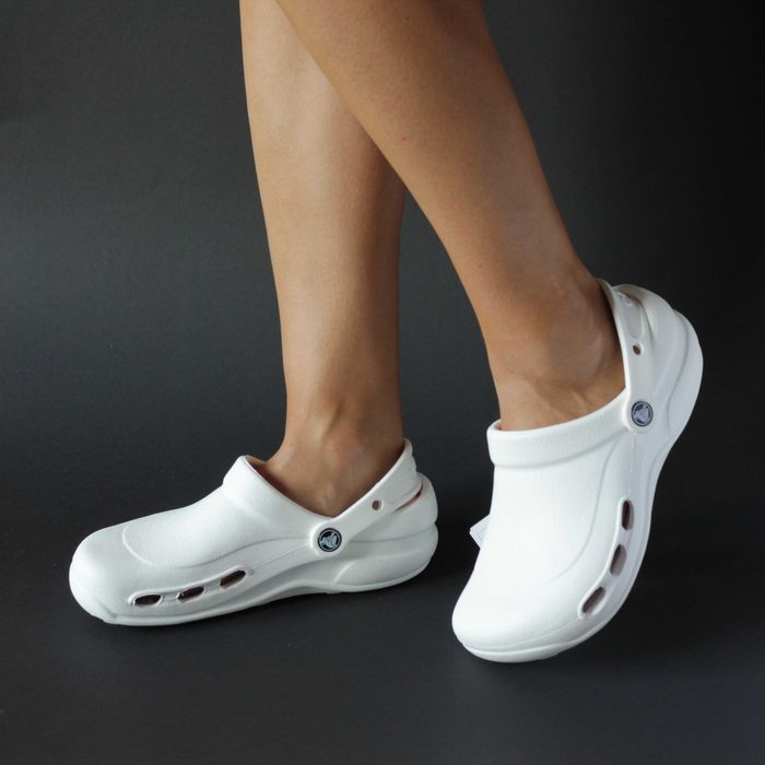 Crocs Specialist Enclosed Unisex  Сандалии р.36-47 Оригинал!