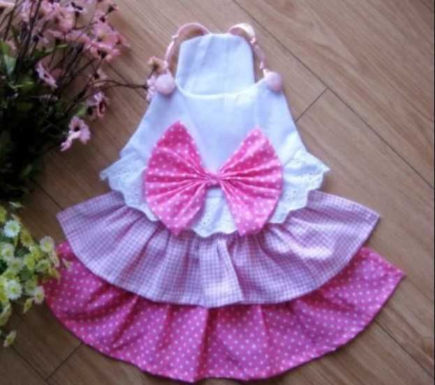 Vestido rosa com laço - XL para cães de 6 a 8 kg