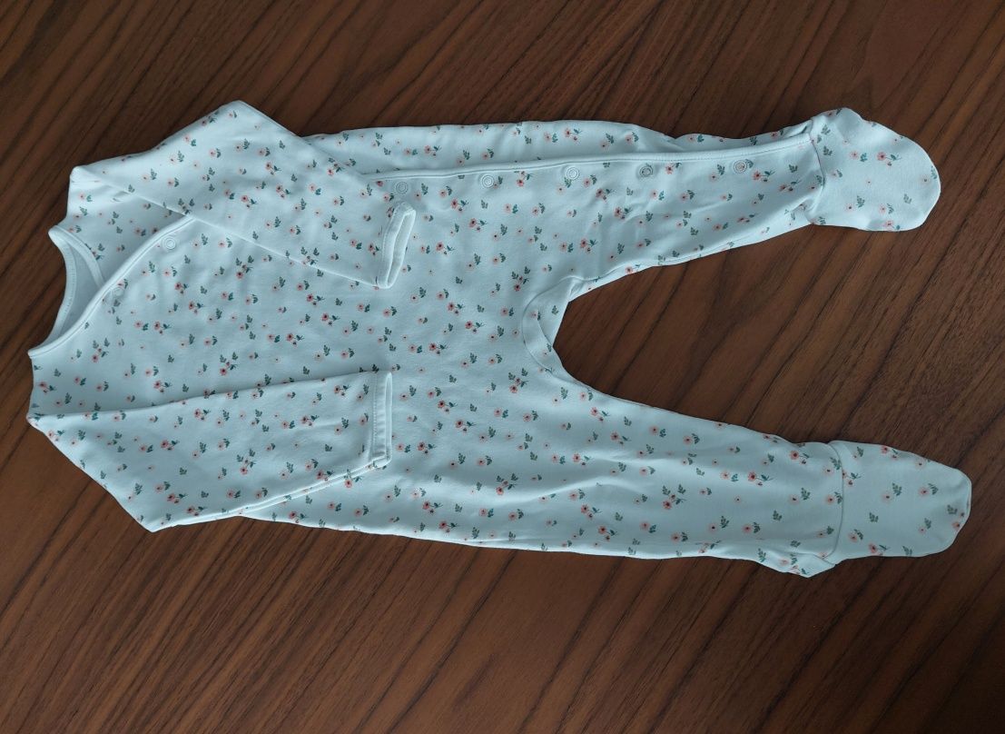 Pijama de corpo inteiro C&A