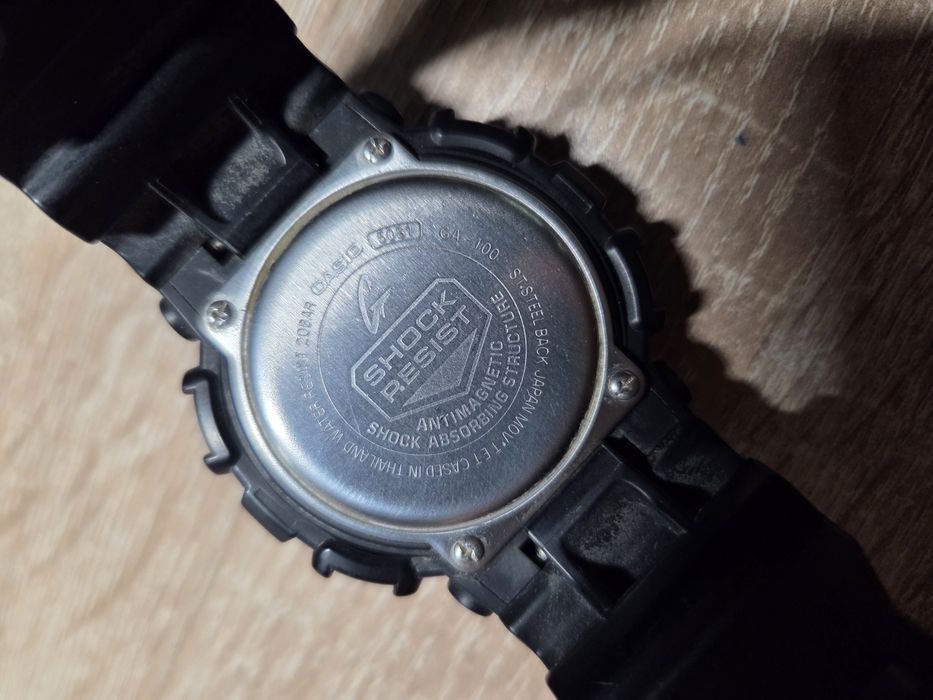 Casio g-shock ga-100