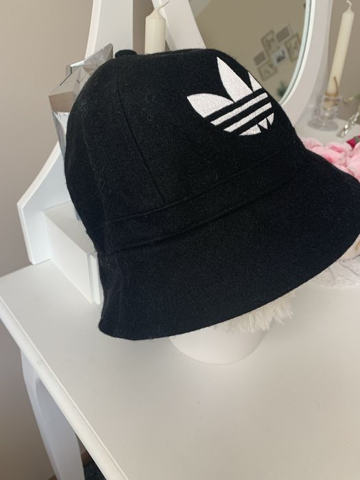Czapka kapelusz adidas filcowy