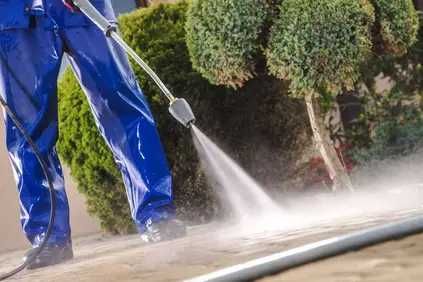 Czyszczenie, impregnacja oraz odgrzybianie elewacji, dachówki
