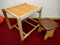 Столик дерев'яний та стілець