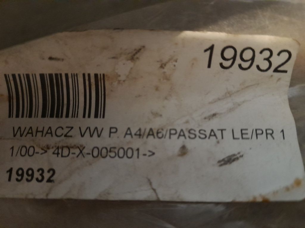 Wahacz dolny Audi A4 B5, A6 C5, VW Passat B5