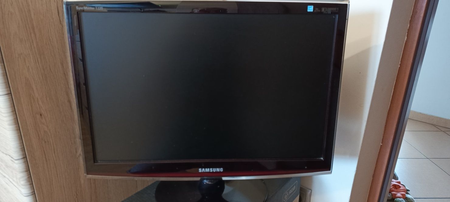 Monitor Samsung t220 t22ws 22 cale