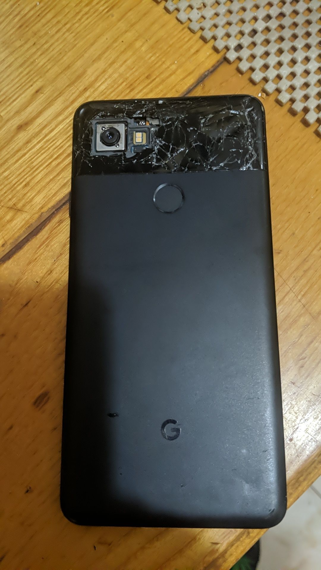 Pixel 2 xl на запчастини