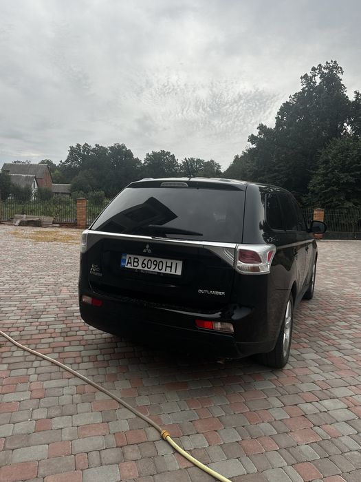 Mitsubishi Outlander