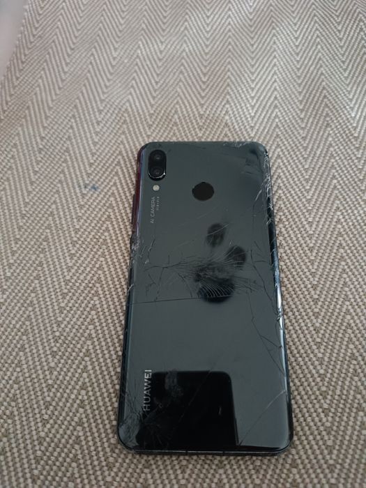 Huawei    Nova 3
