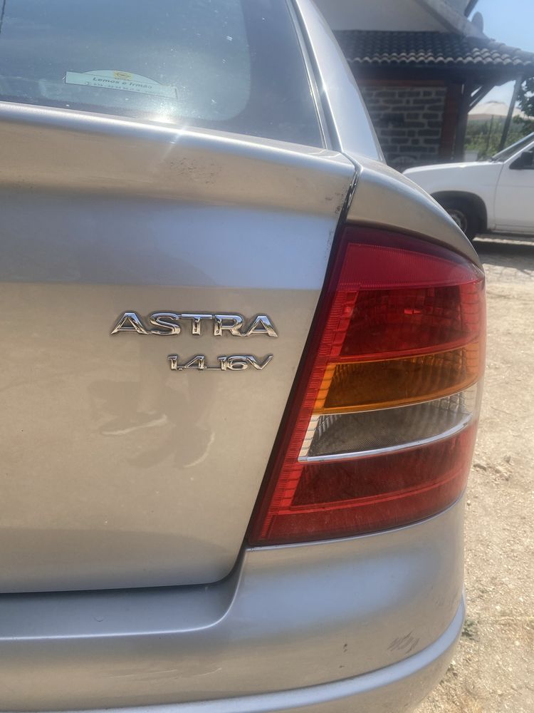 Opel Astra 1.4 16v