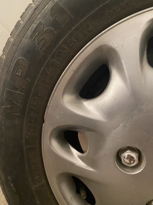 Колесо Диск с резиной R14 195/70