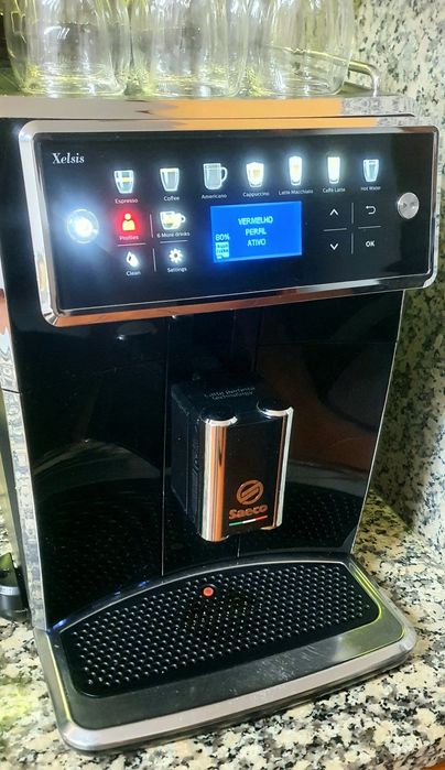 Máquina café Saeco xelsis super automática impecável