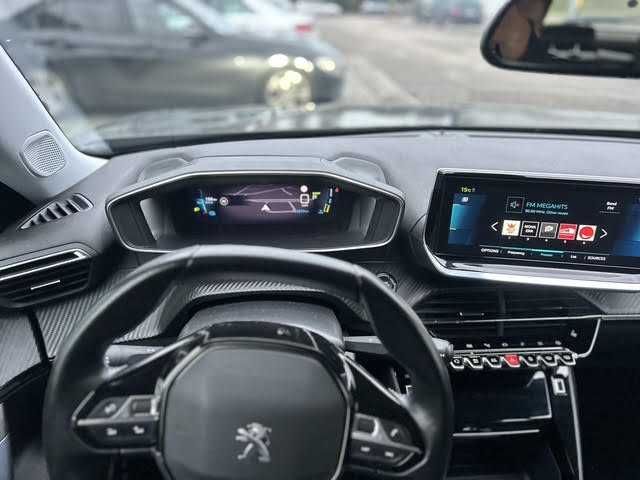 Peugeot 2008 eletrico 280€/mes