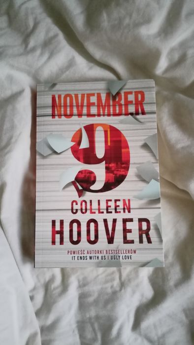 Colleen Hoover "November 9"